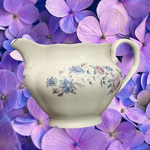 Vintage Favolina creamer